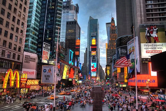 New_york_times_square, Times Square, Central Park, Statue of Liberty. New York Travel, Travel to America, Pros and Cons, 