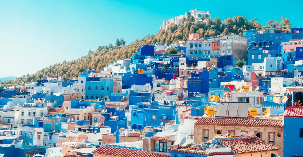 In Cape Town, South Africa, be amazed by stunning landscapes, visit Table Mountain, and explore vibrant neighborhoods like Bo-Kaap. . Marrakech, Morocco, entices with its bustling markets, intricate architecture, and the intoxicating aroma of spices. 